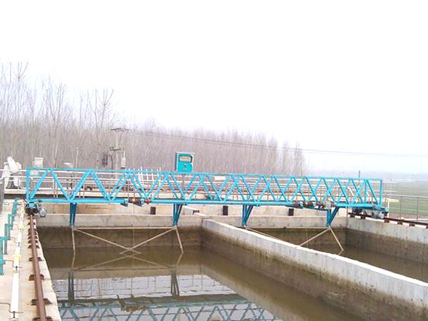 吸泥機(jī)